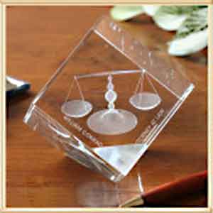 3D Laser Crystal-Glass Cube Paperweight